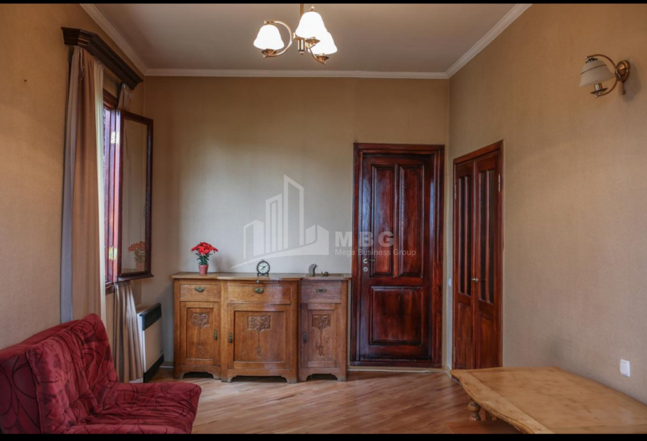 For Sale Flat, in Mtatsminda