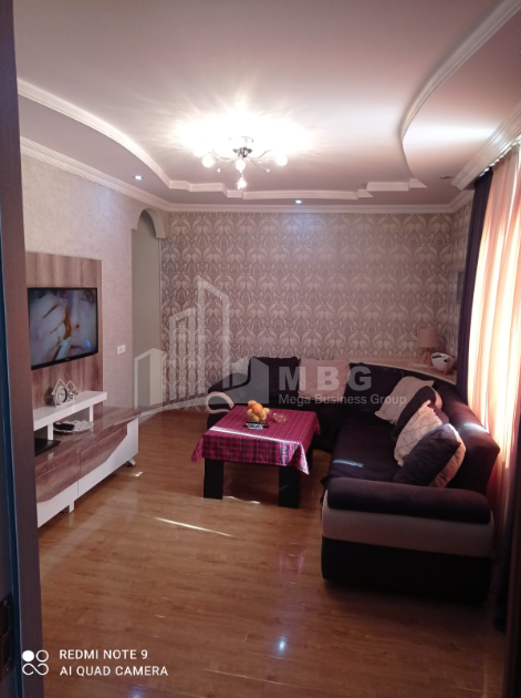 For Sale Flat, in Surrounding area of metro Grmaghele