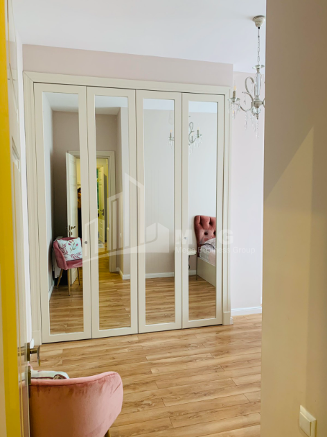 For Sale Flat, in Vake