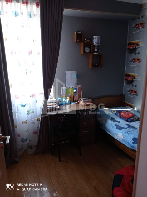 For Sale Flat, in Surrounding area of metro Grmaghele