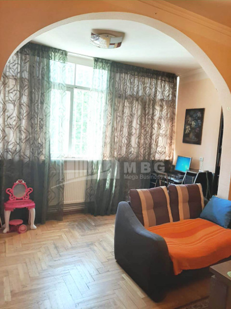 For Sale Flat, in Gldani District