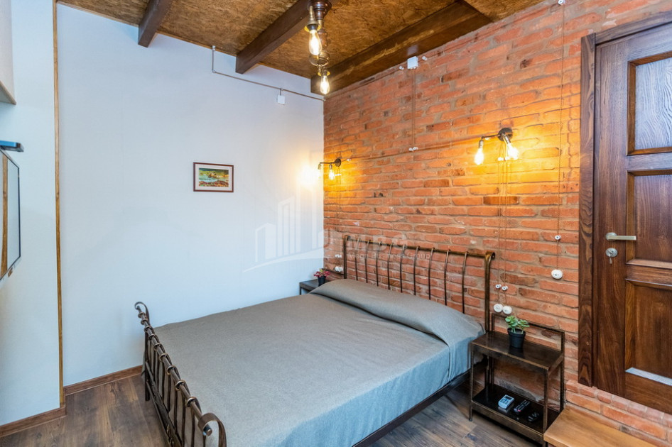 For Rent House - Villa, in Mtatsminda District