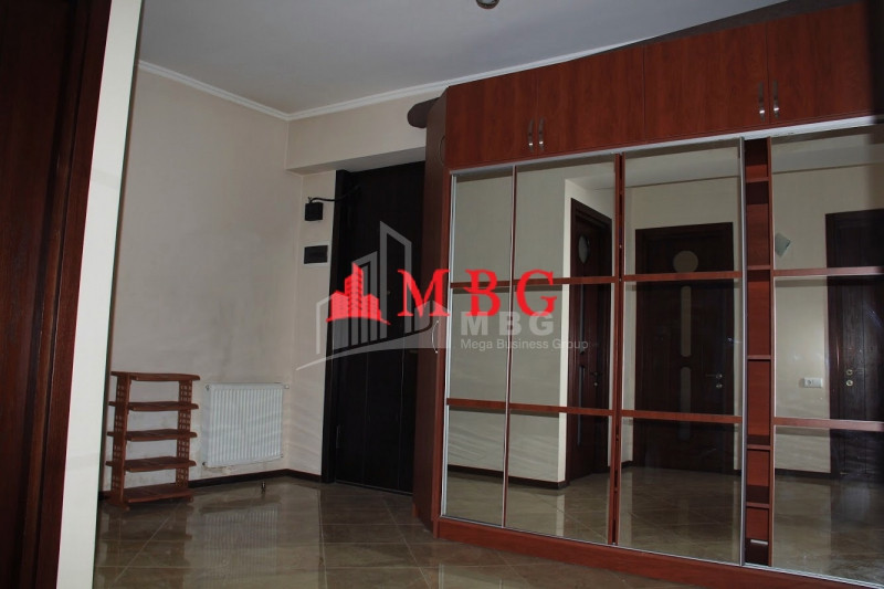 В аренду Квартира, в Сабуртальский Район