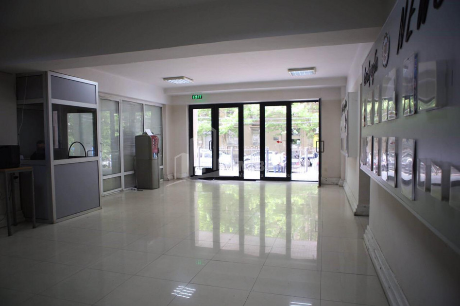 For Rent For office Commercial, in Saburtalo