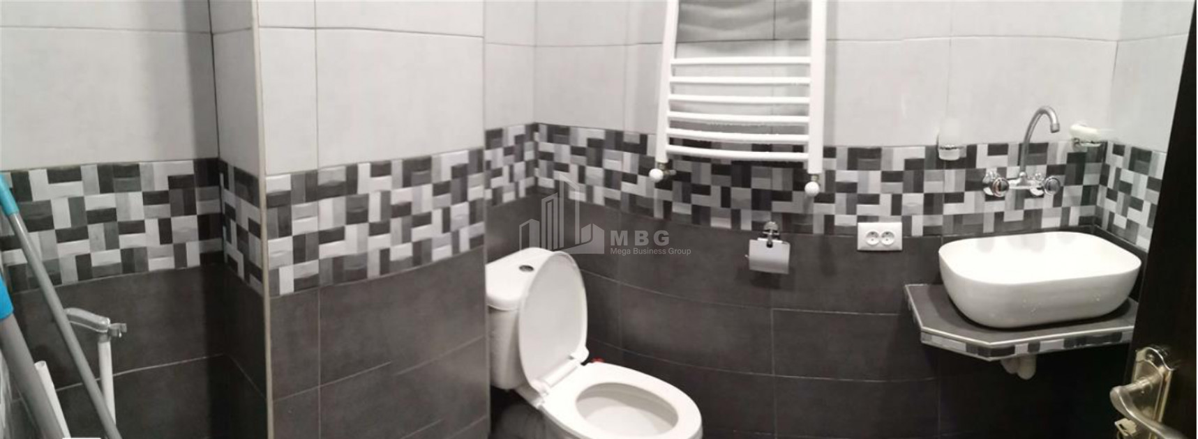 For Sale Flat, in Navtlughi-2