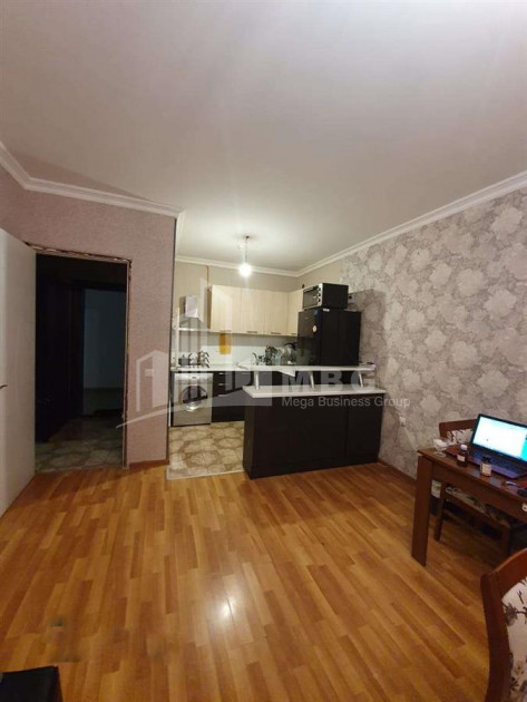 იყიდება ბინა, ისანი