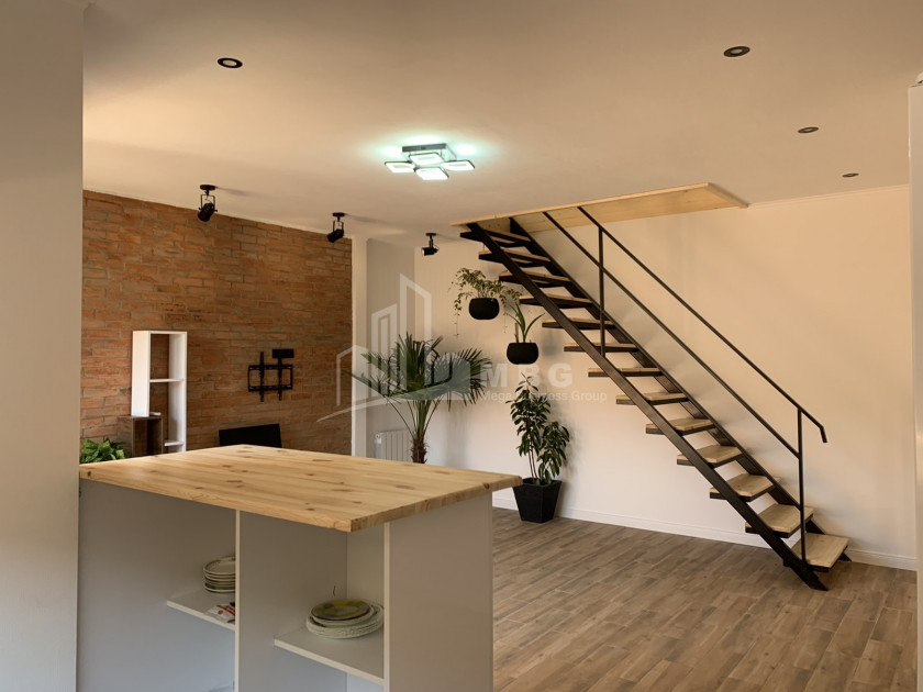 Продается Квартира, в Дидубе