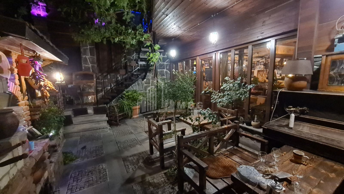 For Sale Hotel - Resort Commercial, in Abanotubani