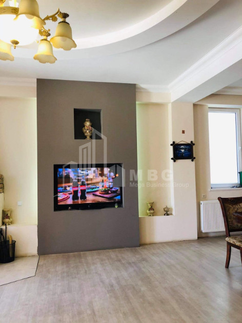 იყიდება ბინა, გლდანის მასივი