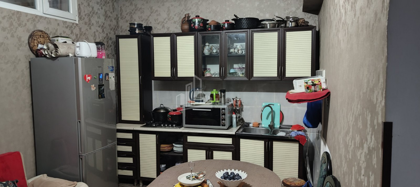 For Sale Flat, in Okros ubani