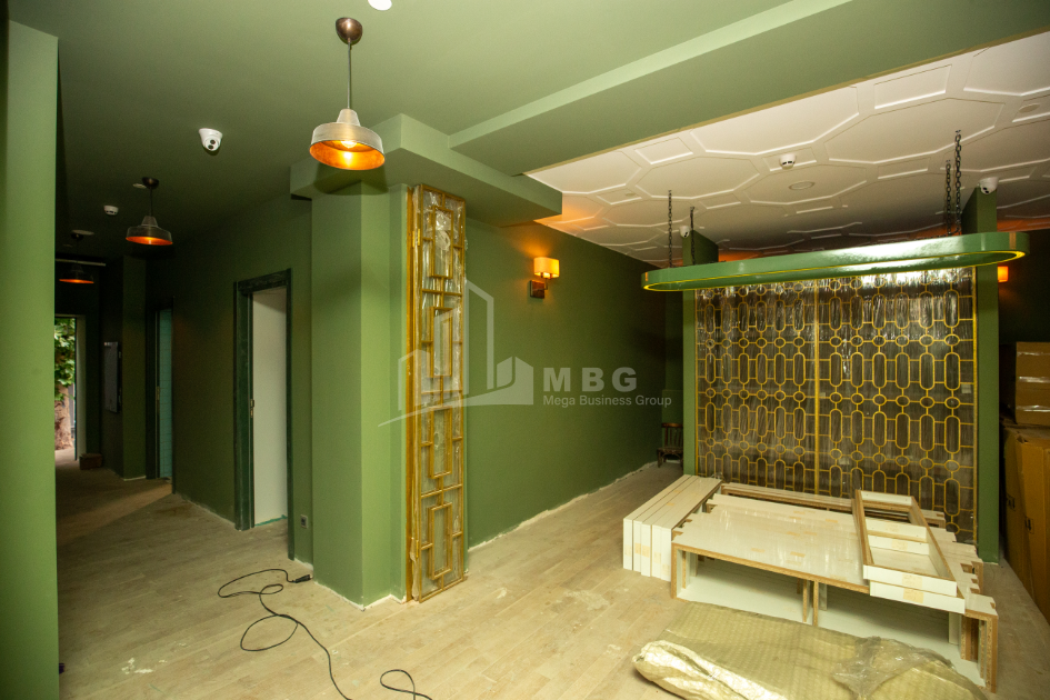 For Sale Hotel - Resort Commercial, in Chugureti District