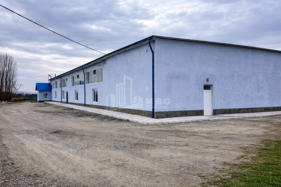 For Sale Refrigerator-freezer area Commercial In Ruisi, Kareli
