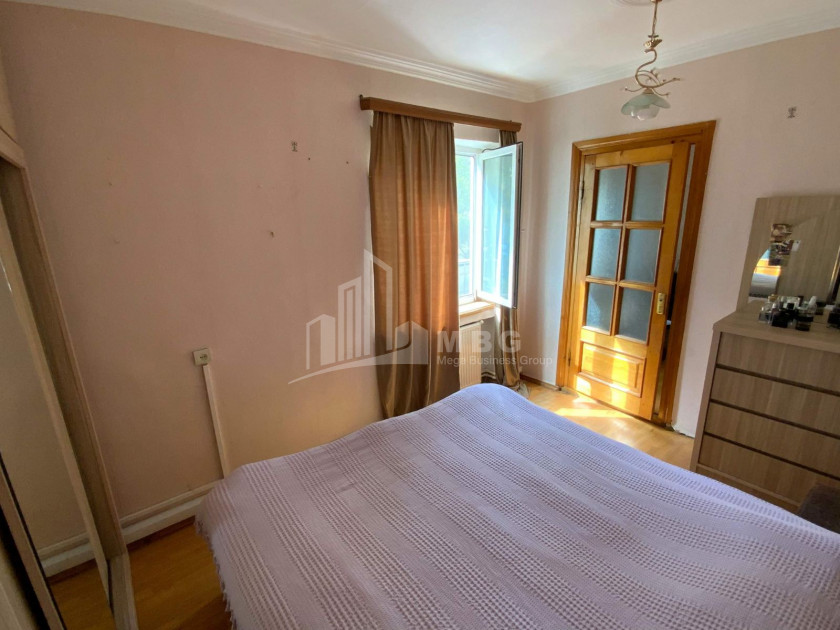 For Sale Flat, in Gldani Massive