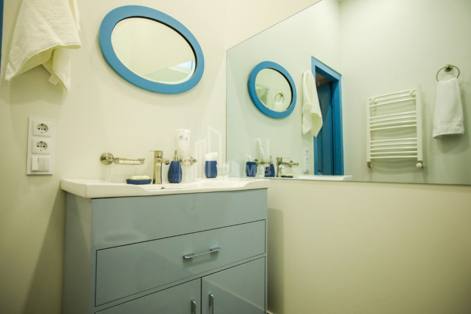 For Sale Flat, in Mtatsminda