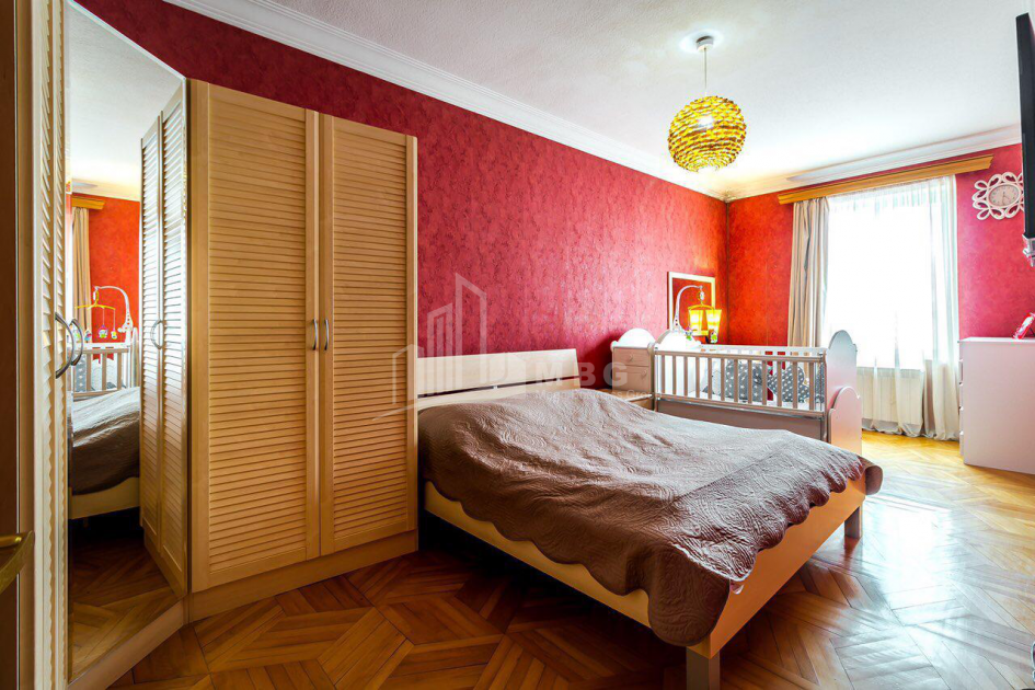 Продается Квартира, в Сабуртало