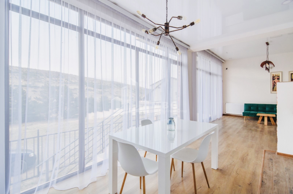 For Sale House - Villa, in Tkhinvali