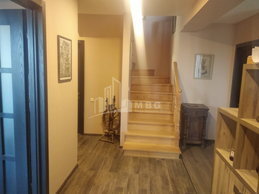 For Sale House - Villa, in Nutsubidze micro-districts (I-V)