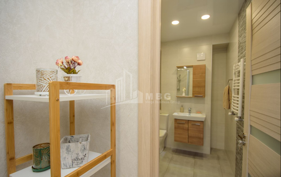 For Rent Flat, in Isani