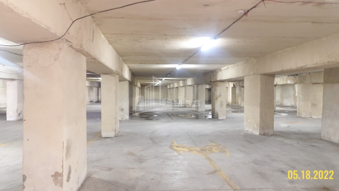 For Rent Building Commercial, in Mukhiani