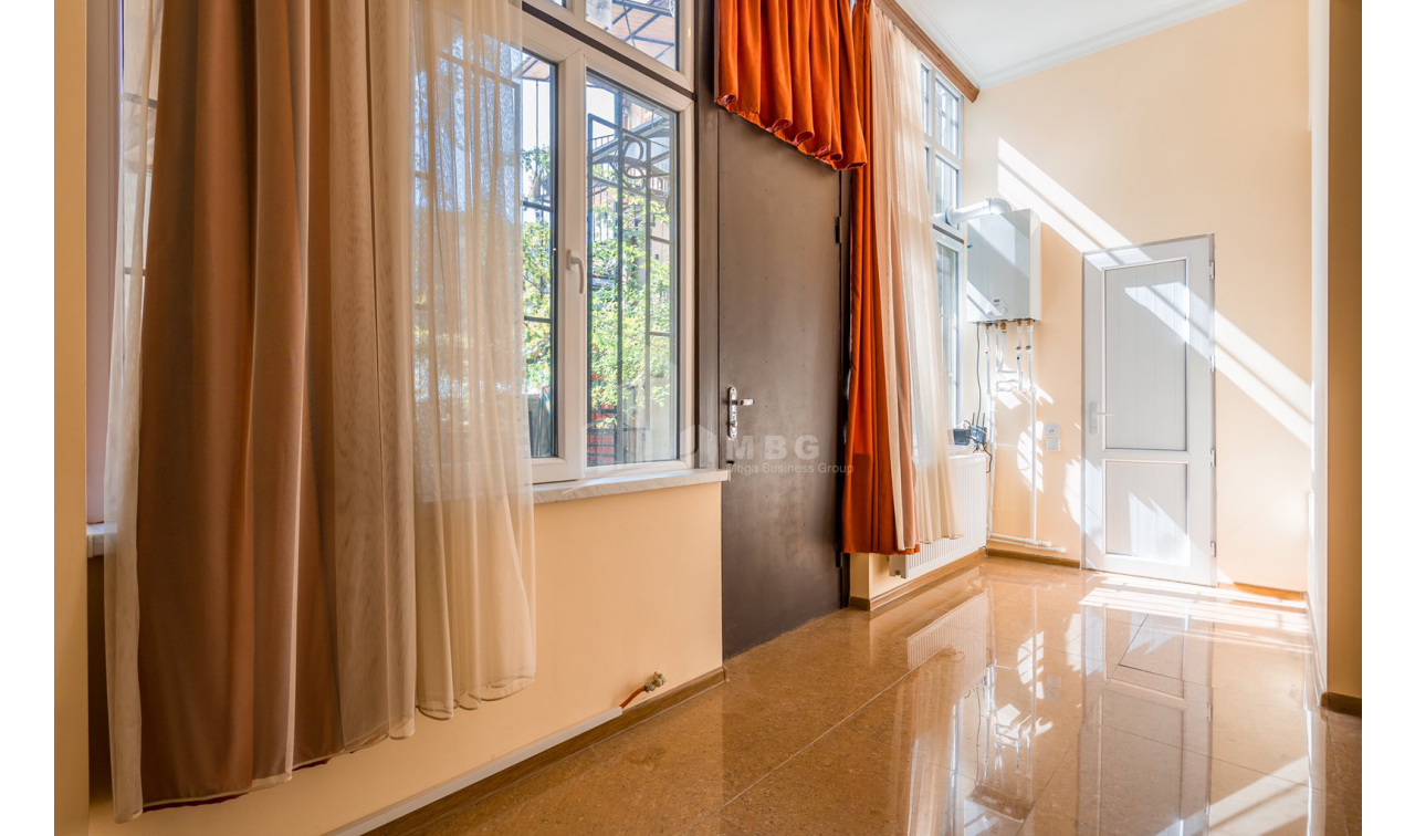 For Sale Flat, in Sololaki