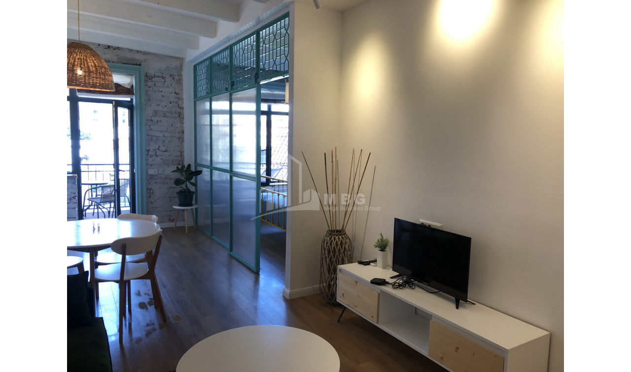 For Sale Flat, in Sololaki