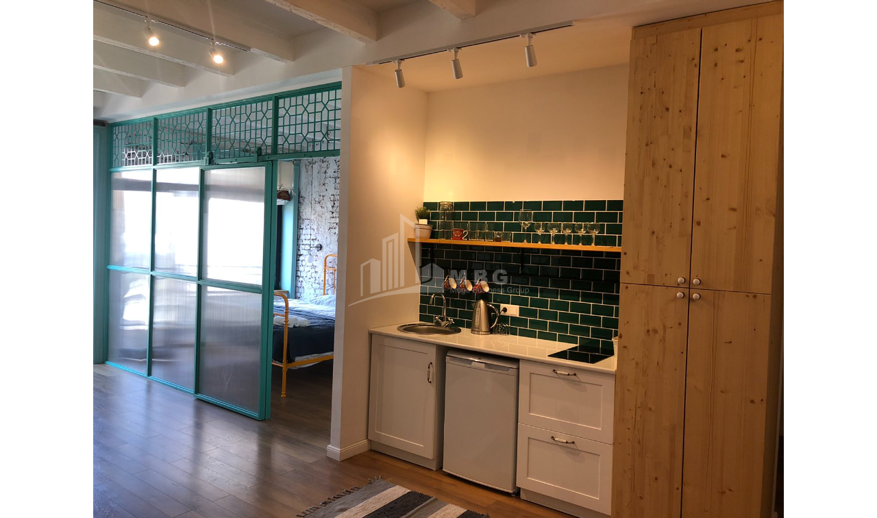 For Sale Flat, in Sololaki