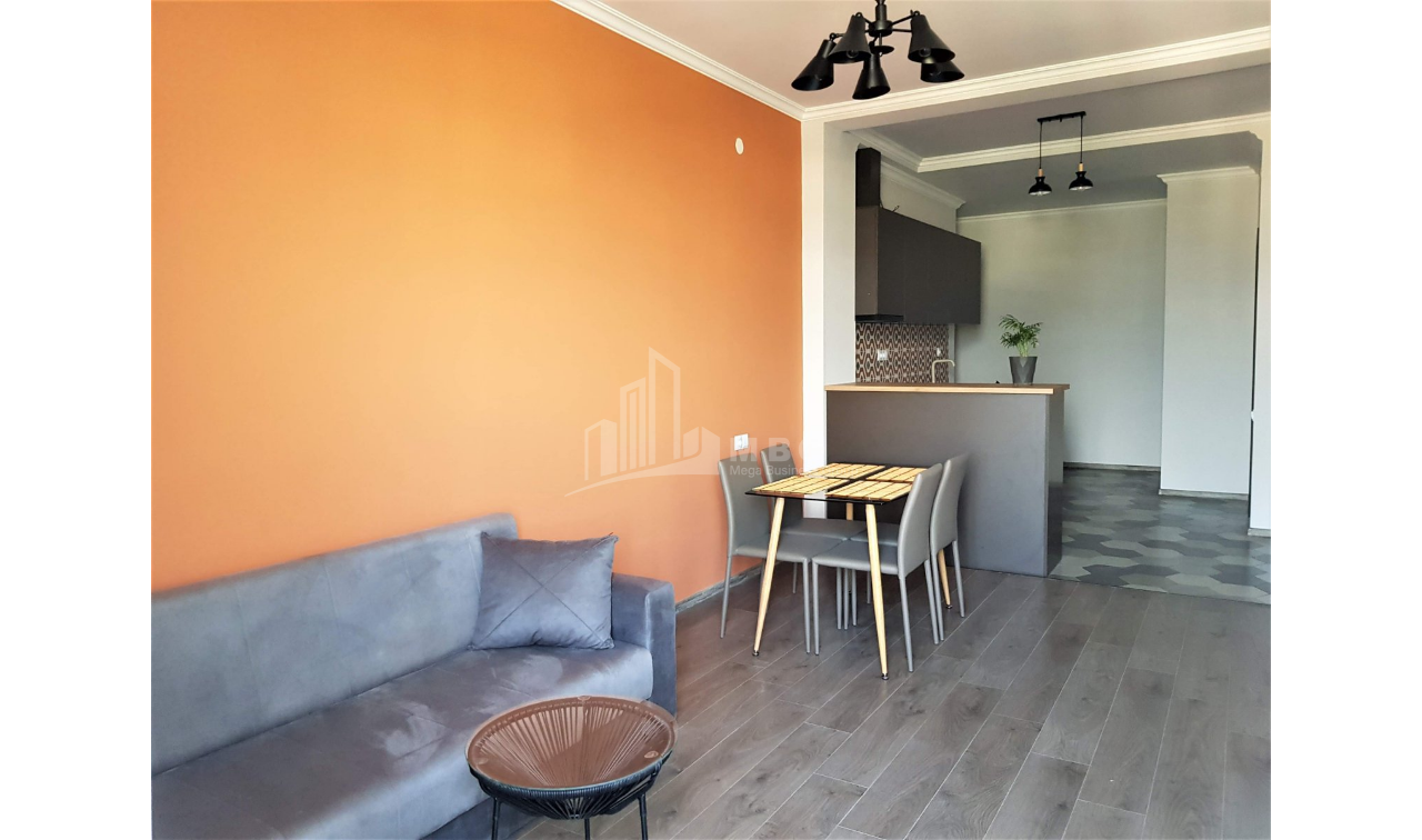 Продается Квартира, в Окрестности метро Гурамишвили