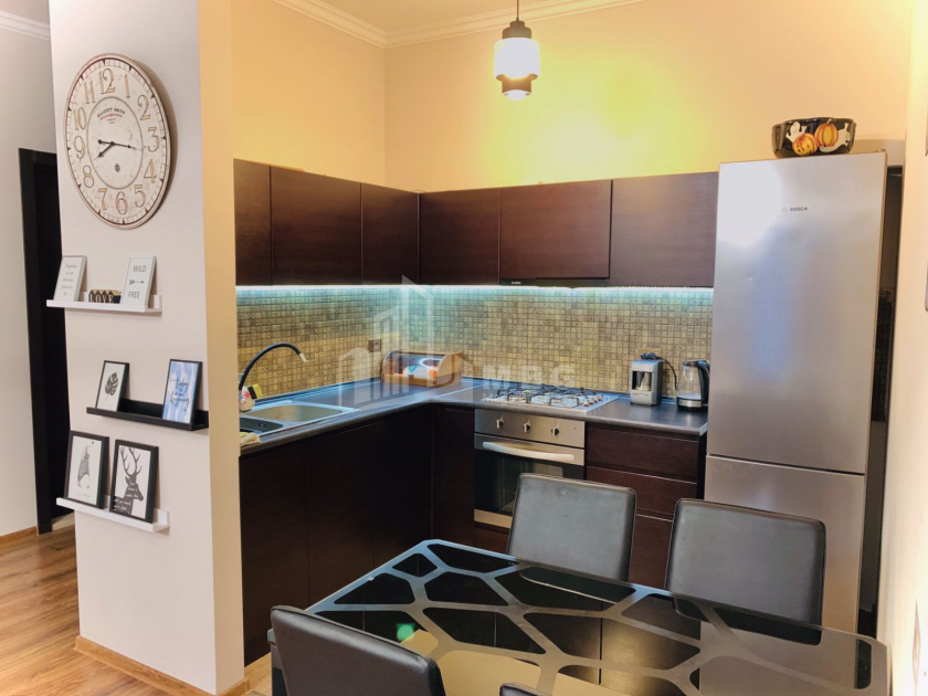 For Sale Flat, in Bagebi