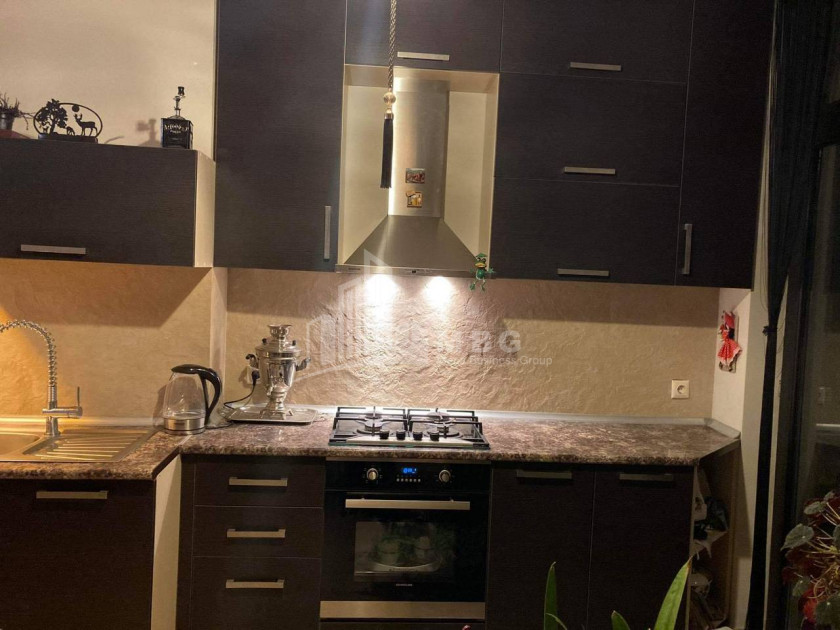 For Sale Flat, in Isani