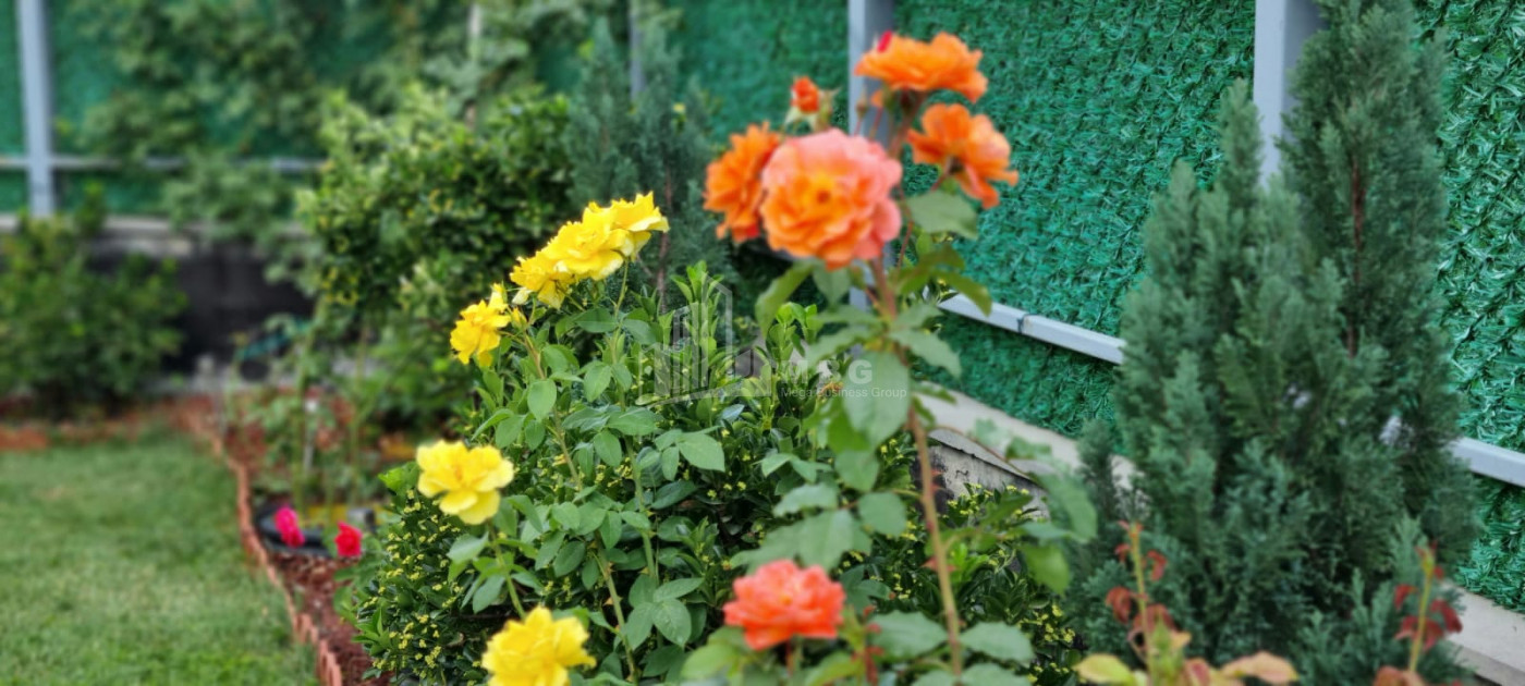 Продается Дом - Вилла В Коджори, Мтацминда Район