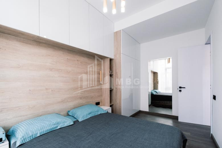 For Sale Flat, in Bagebi