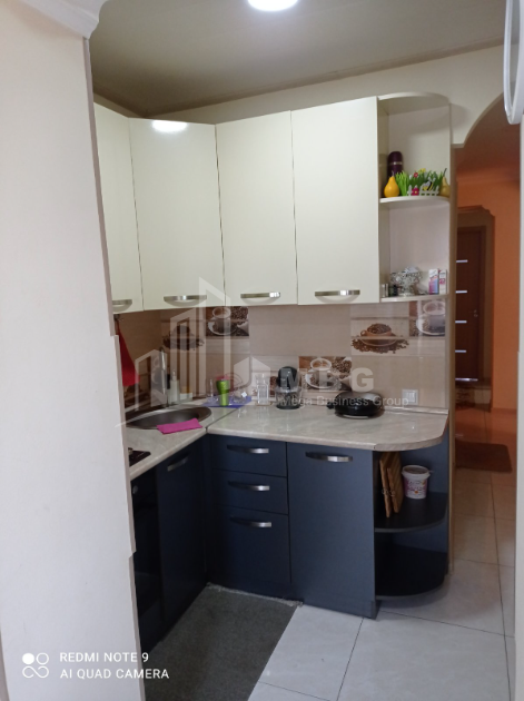 For Sale Flat, in Surrounding area of metro Grmaghele