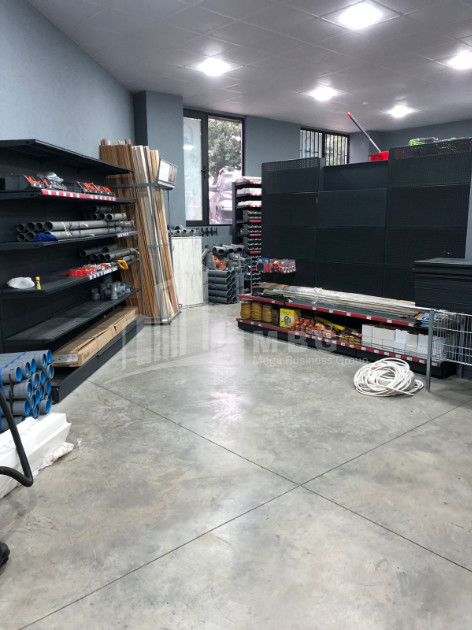 For Rent Витражный фасад Commercial, in Vazisubani