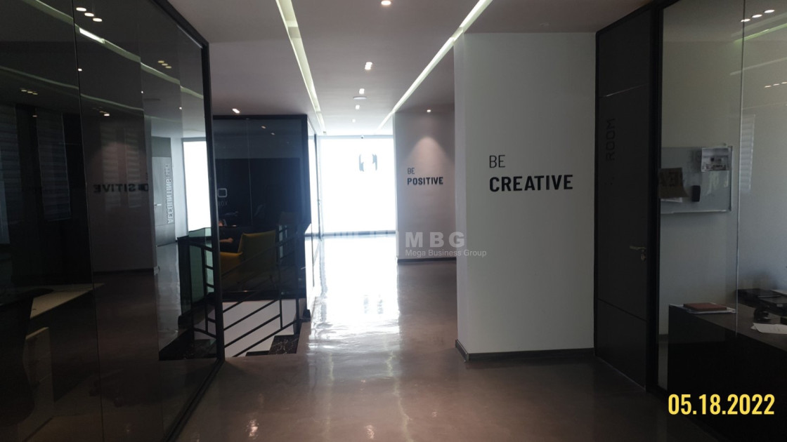 For Rent Building Commercial, in Mukhiani