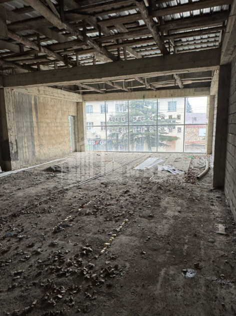 For Rent Building Commercial In Abasha