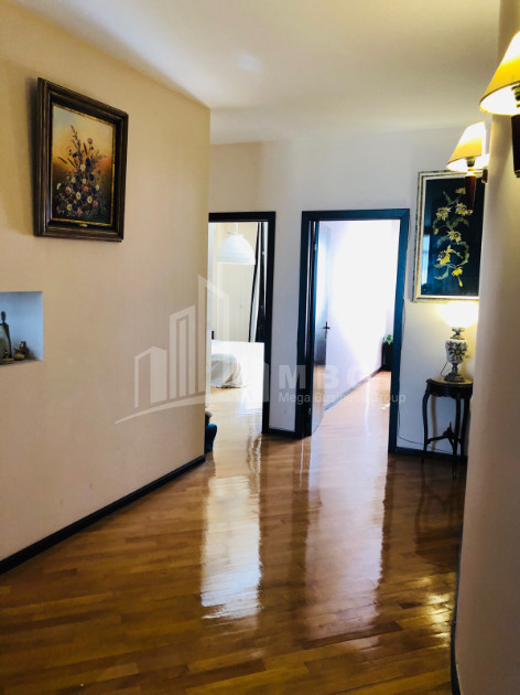 For Sale Flat, in Vake