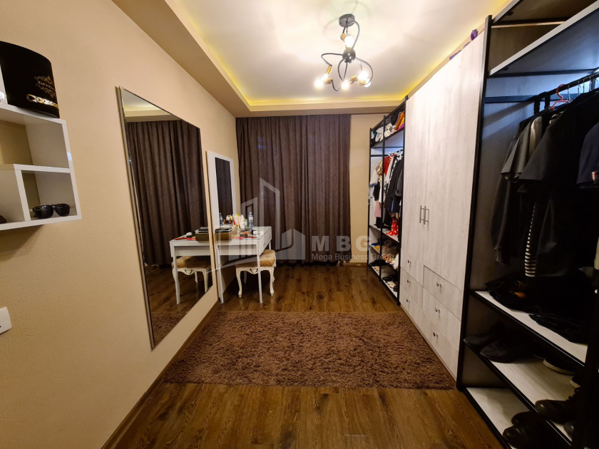 For Sale Flat, in Vake District