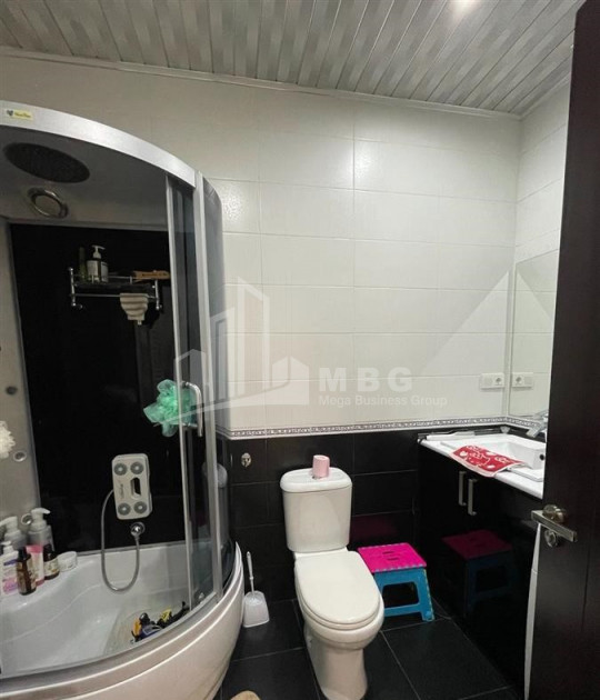 იყიდება ბინა, საბურთალო