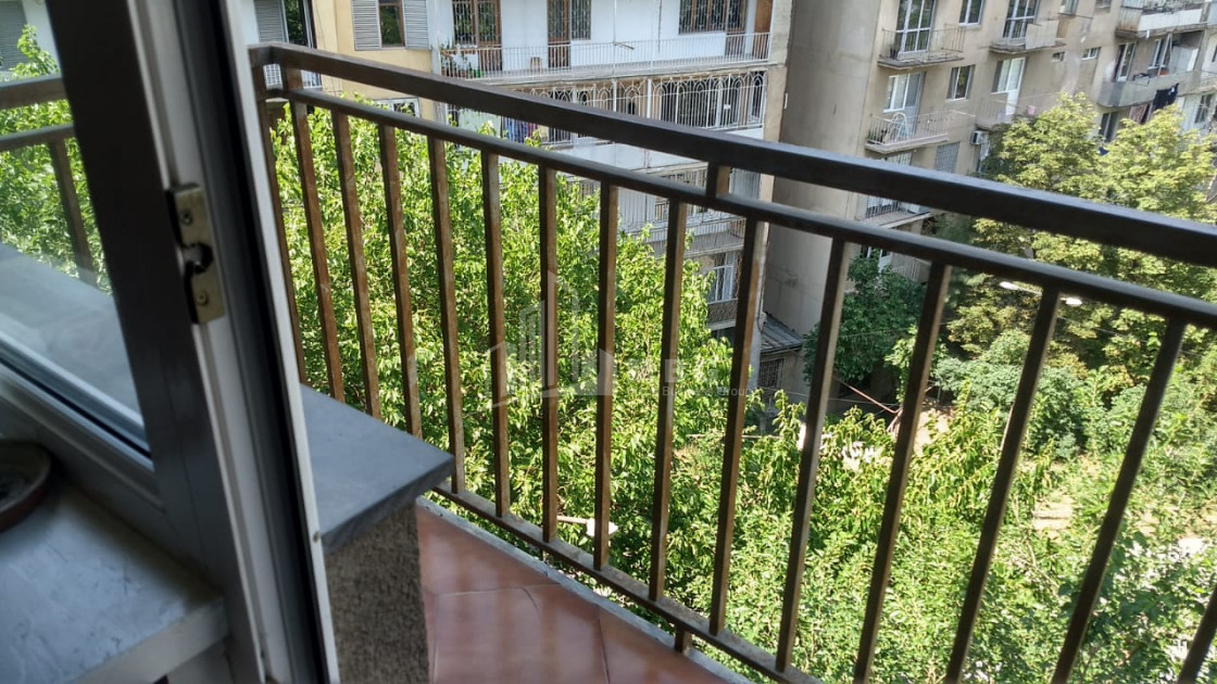 For Sale Flat, in Vake