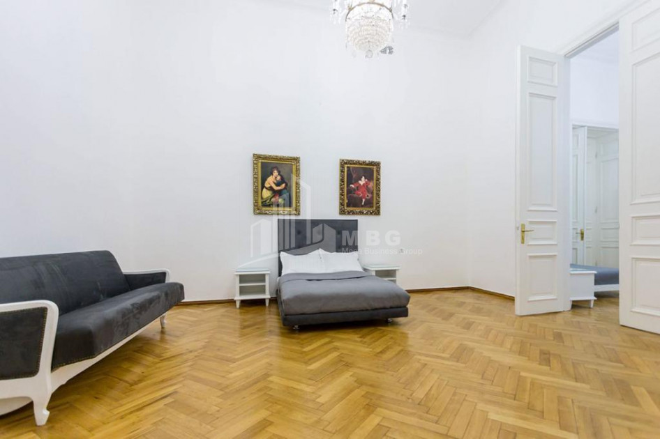 For Rent Flat, in Sololaki