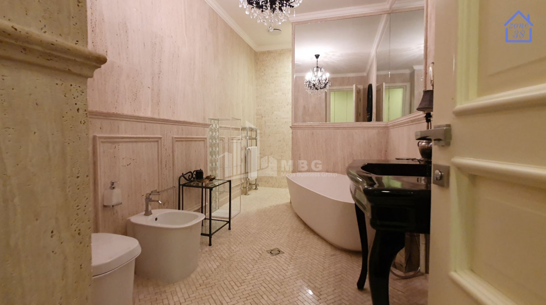 Продается Квартира, в Сололаки