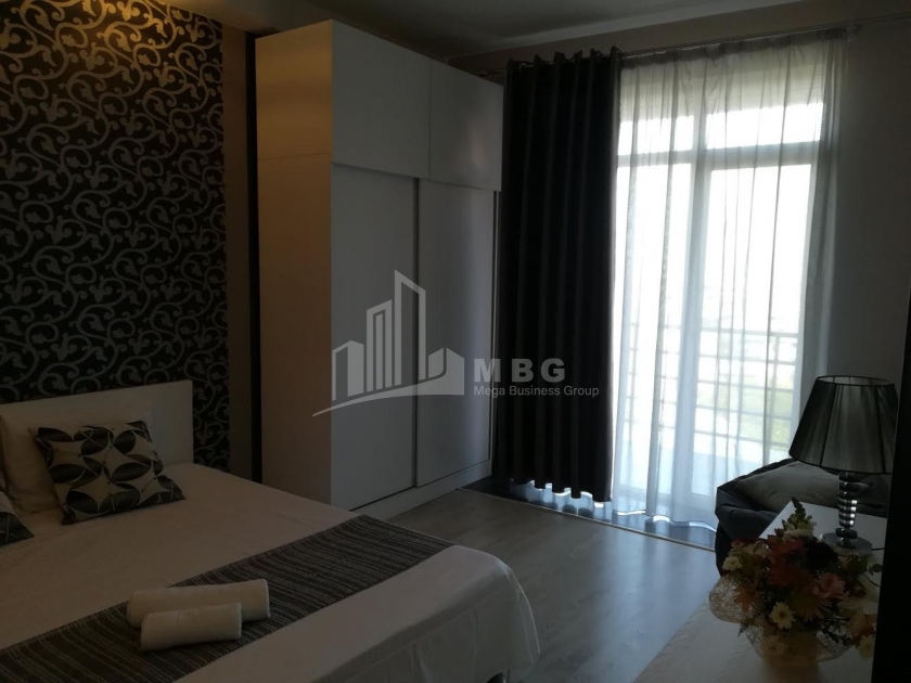 For Sale Flat, in Zemo Vera