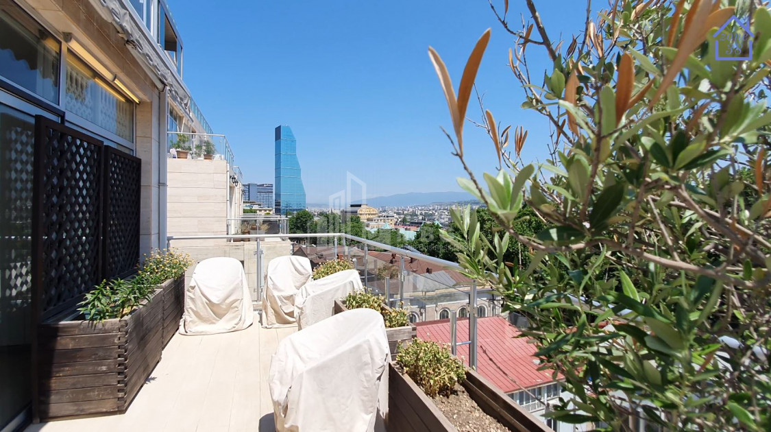 Продается Квартира, в Сололаки