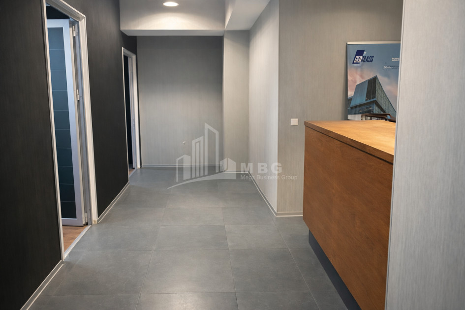 Продается Коммерческий Пекини авеню Сабуртало Сабуртальский Район Тбилиси