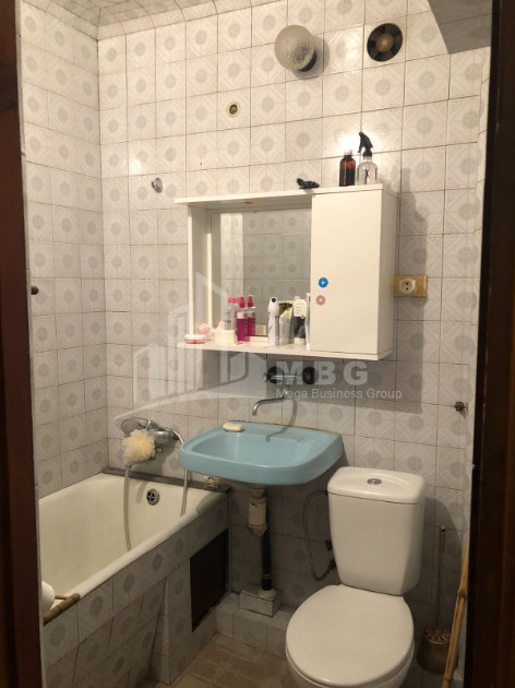 Lease Flat, in Isani