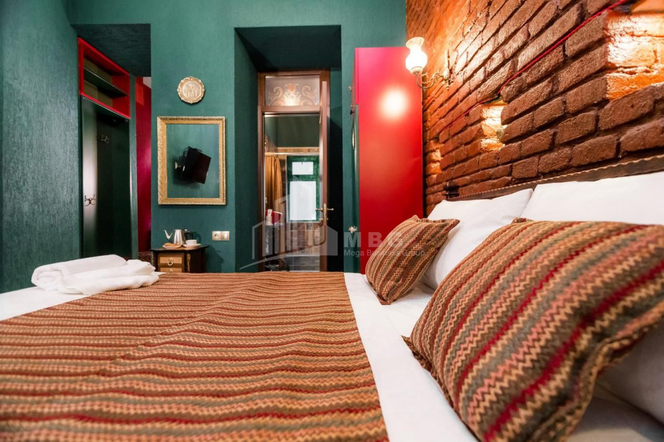 იყიდება სასტუმრო - რეზორტი კომერციული ფართი, პლეხანოვი