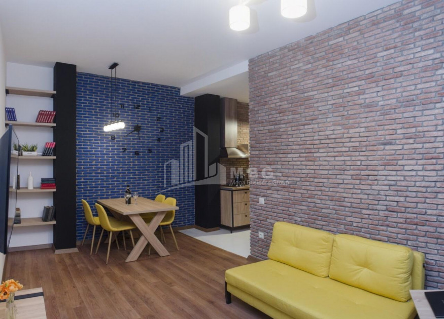 For Sale Flat, in Okros ubani