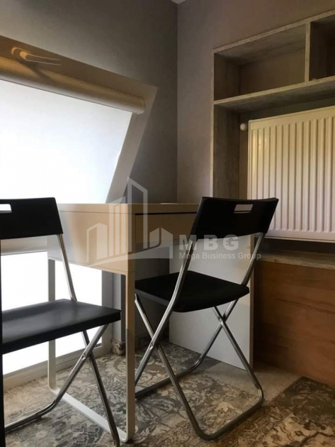 For Sale Flat, in Abanotubani