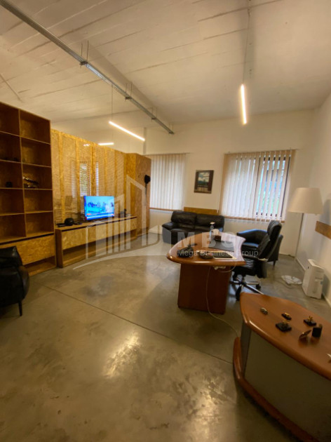 For Rent For office Commercial, in Sololaki
