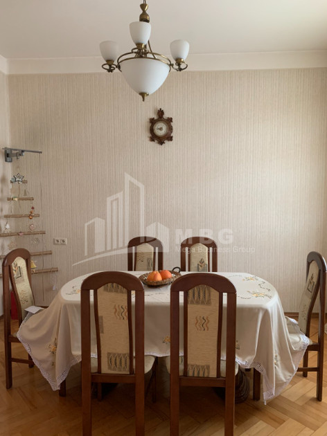 For Sale Flat, in Isani